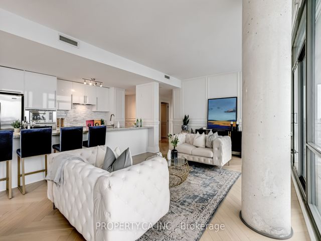 3002 - 33 Mill St