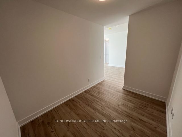 1729 - 25 Adra Grado Way