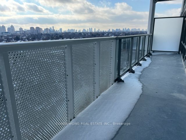 1729 - 25 Adra Grado Way