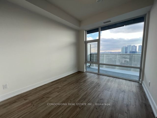 1729 - 25 Adra Grado Way
