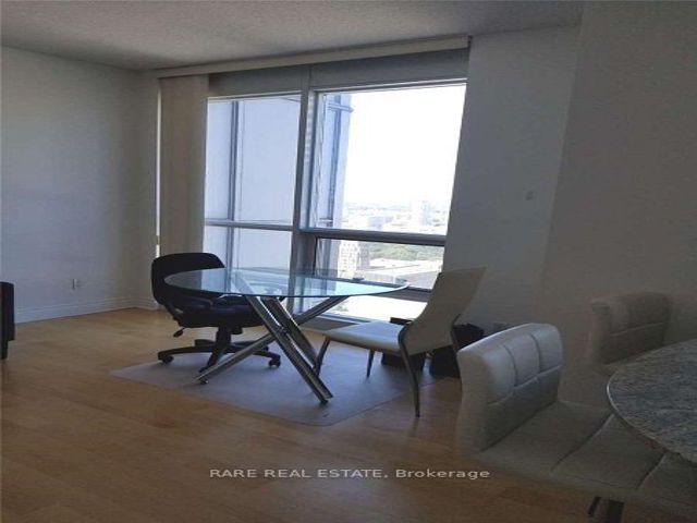 4401 - 763 Bay St