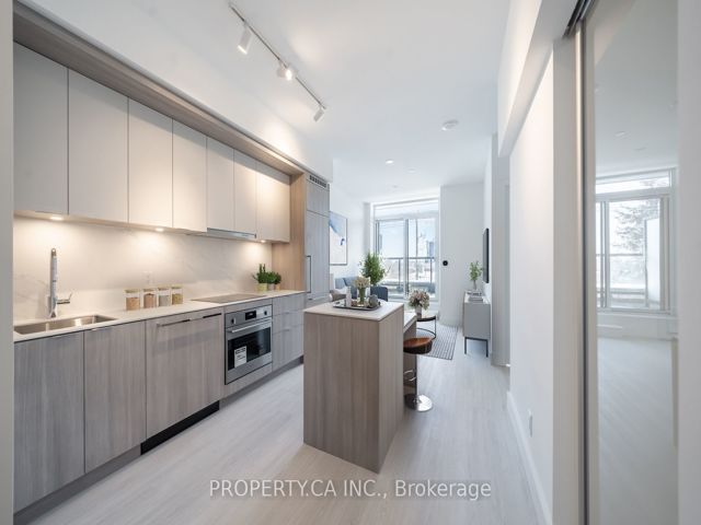 220 - 625 Sheppard Ave E