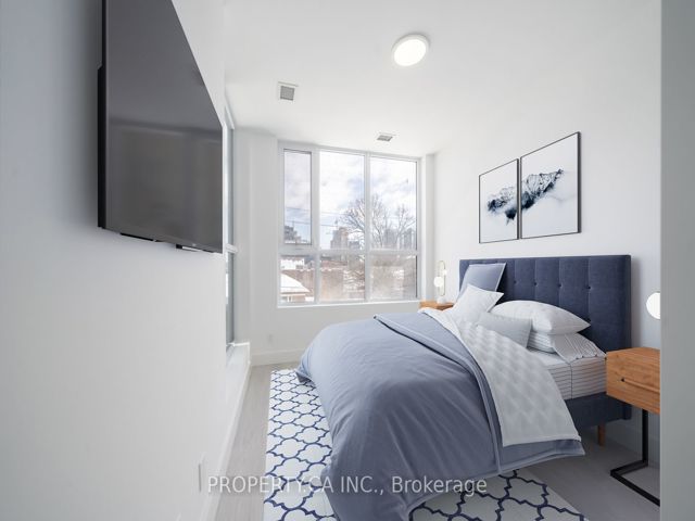 220 - 625 Sheppard Ave E