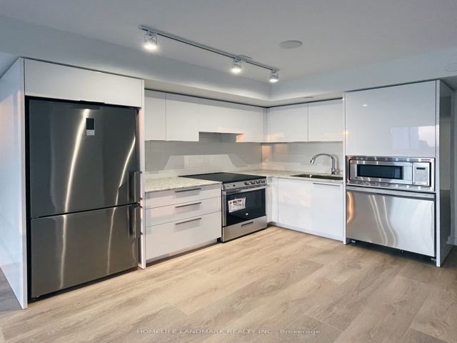 2513 - 501 Yonge St