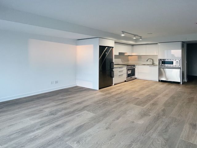 2513 - 501 Yonge St
