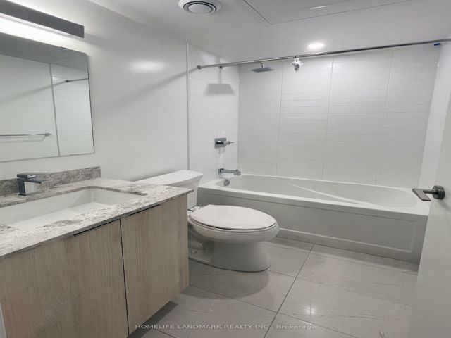 2513 - 501 Yonge St