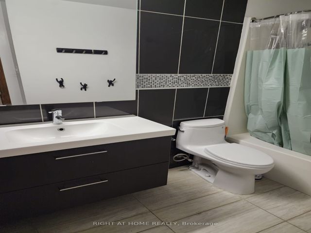 108 - 4001 Don Mills Rd