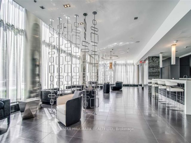 1105 - 28 Ted Rogers Way
