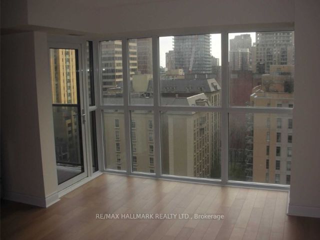 1105 - 28 Ted Rogers Way