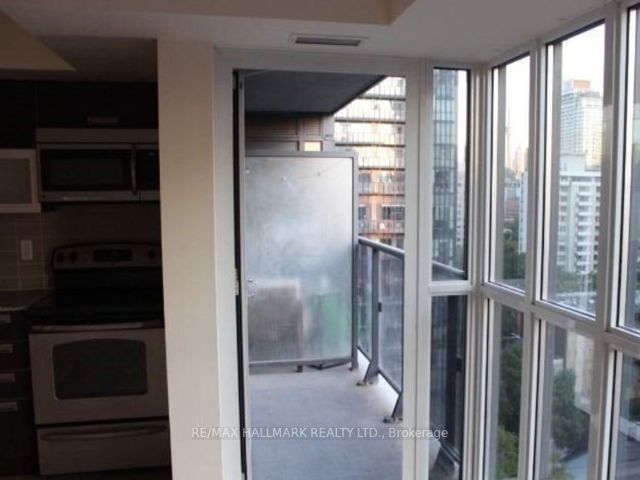 1105 - 28 Ted Rogers Way