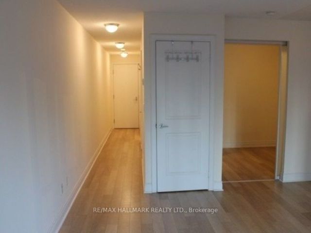 1105 - 28 Ted Rogers Way