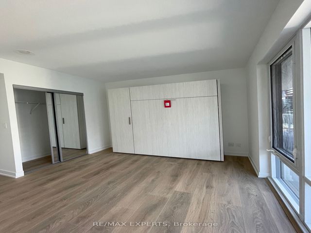1212 - 18 Maitland Terr