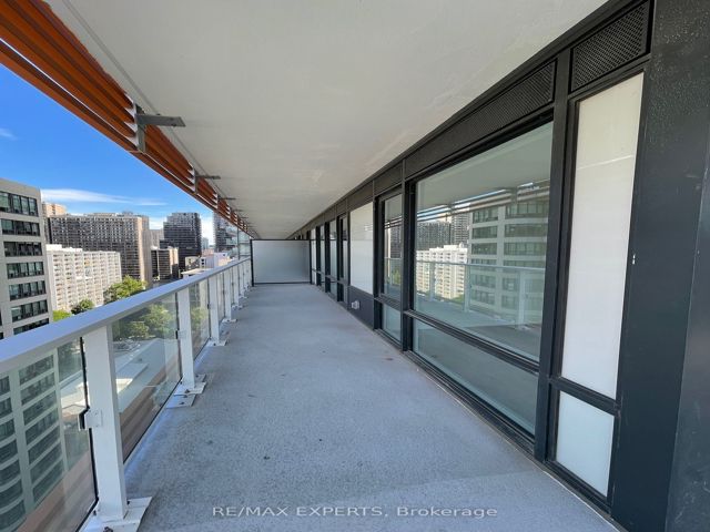 1212 - 18 Maitland Terr