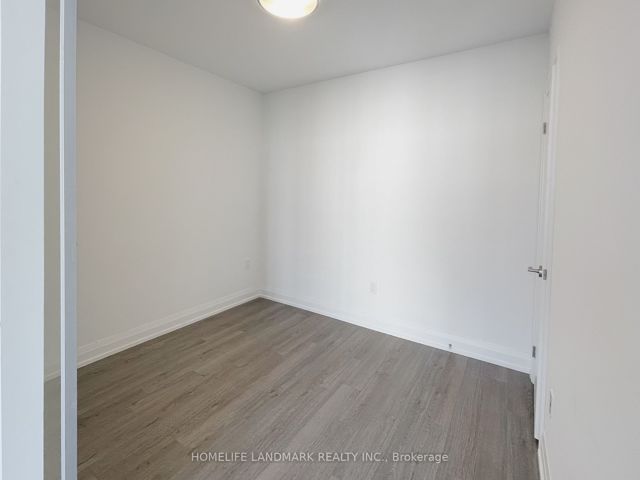 1105 - 77 Mutual St