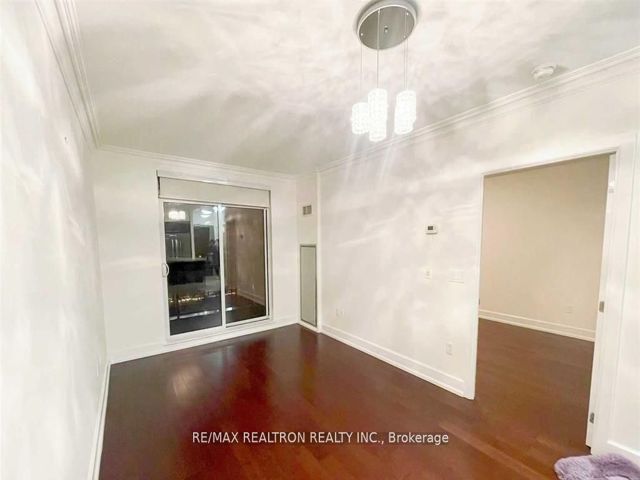 620 - 650 Sheppard Ave E
