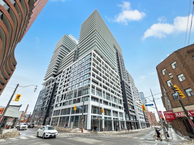 1064 - 135 Lower Sherbourne St