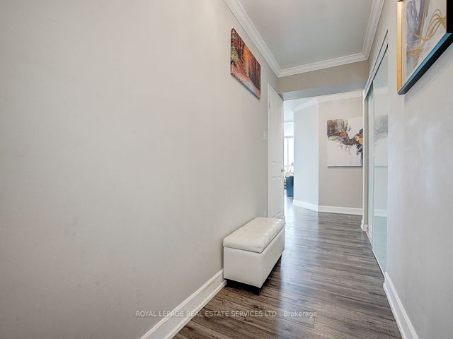 1006 - 1121 Steeles Ave W