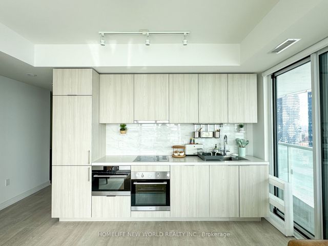 2402 - 15 Queens Quay E