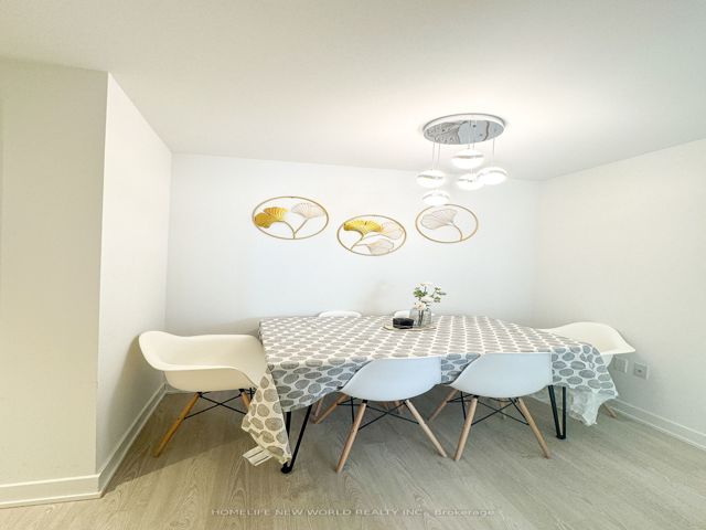 2402 - 15 Queens Quay E