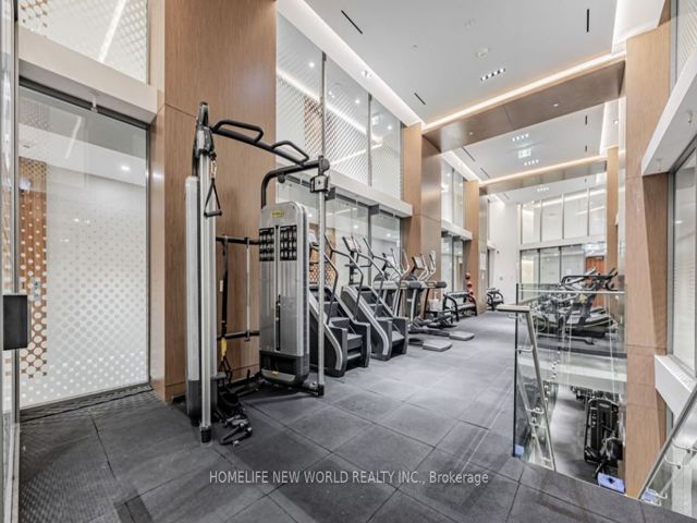 2402 - 15 Queens Quay E
