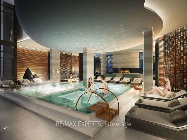 1310 - 501 Yonge St