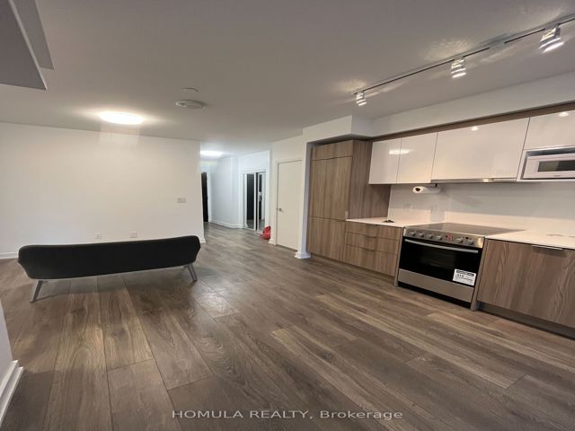 303 - 159 Wellesley St E