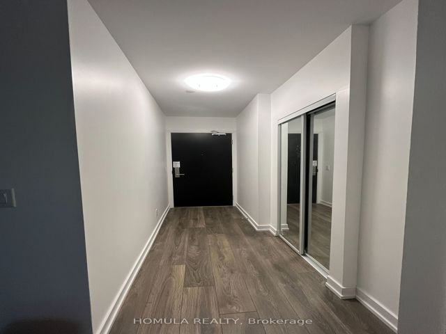 303 - 159 Wellesley St E