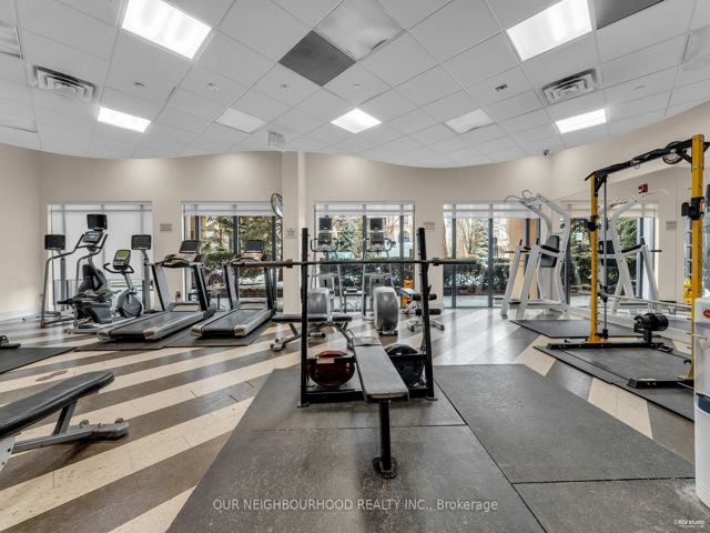 220 - 650 Sheppard Ave E