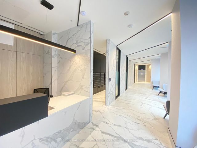 320 - 30 Tretti Way