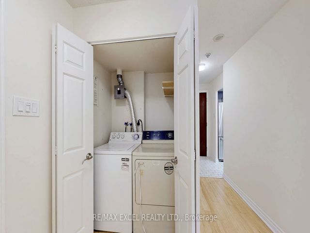 111 - 1210 Don Mills Rd