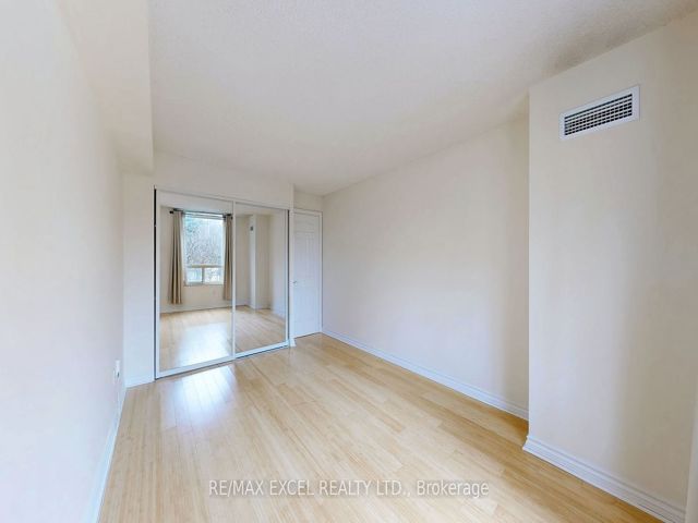 111 - 1210 Don Mills Rd