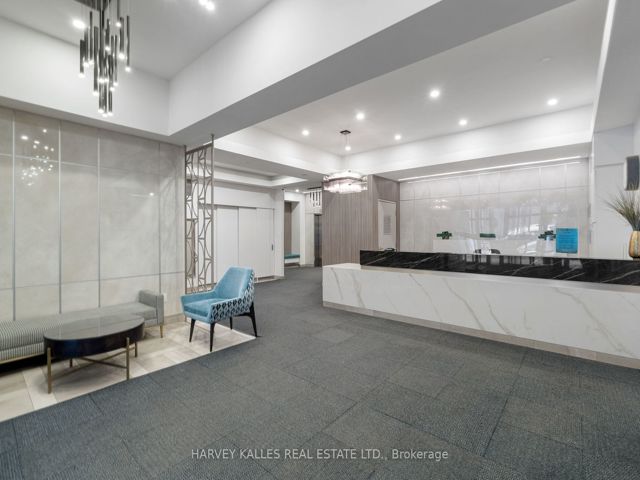 1412 - 140 Simcoe St