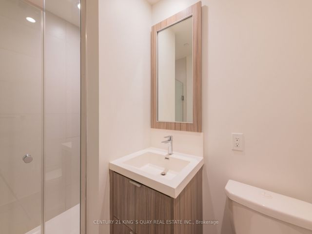 219 - 80 Vanauley St