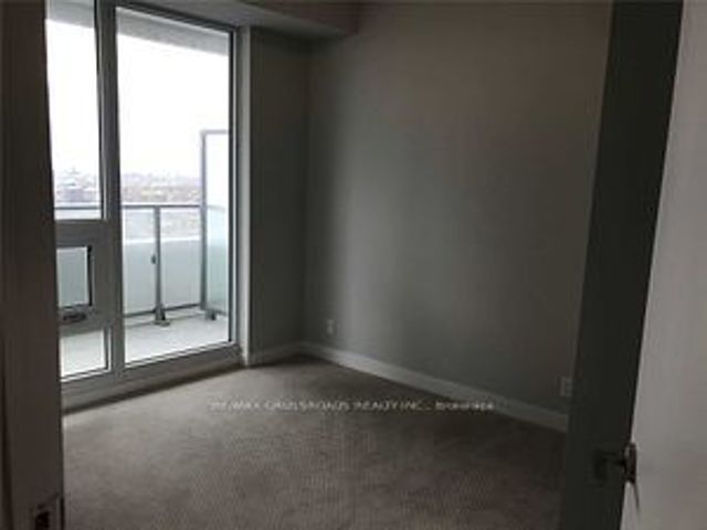 2907 - 2221 Yonge St