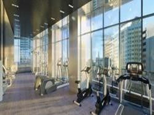 2907 - 2221 Yonge St