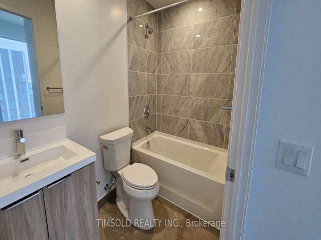 1601 - 50 O'neill Rd