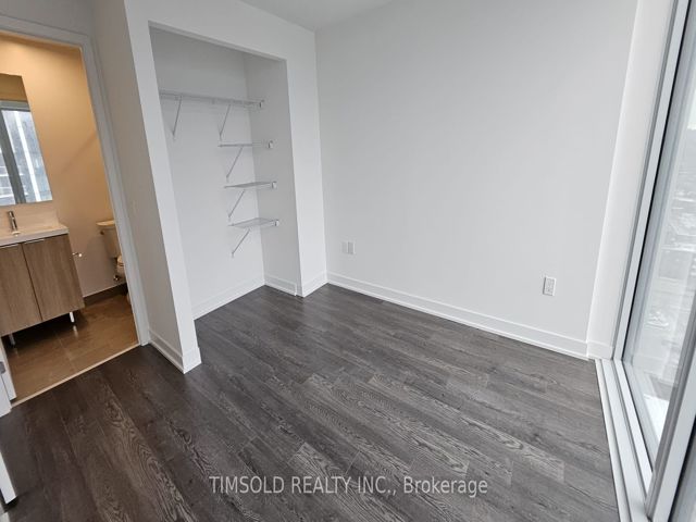 1601 - 50 O'neill Rd
