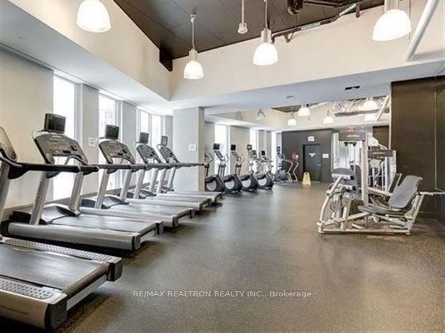 903 - 80 Queens Wharf Rd