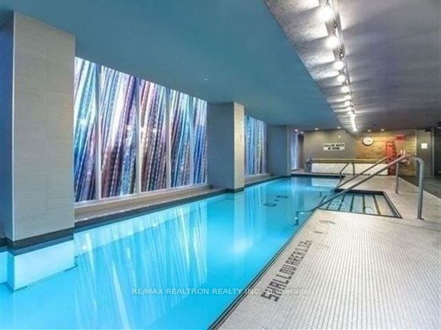 903 - 80 Queens Wharf Rd