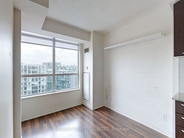 2114 - 38 Joe Shuster Way