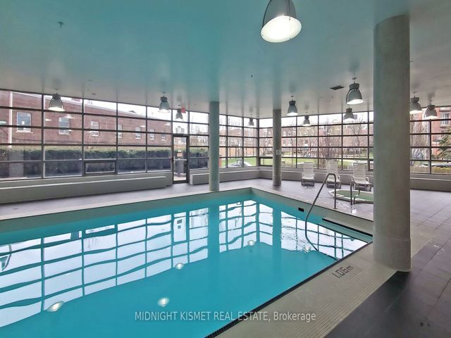 2114 - 38 Joe Shuster Way