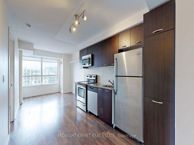 2114 - 38 Joe Shuster Way