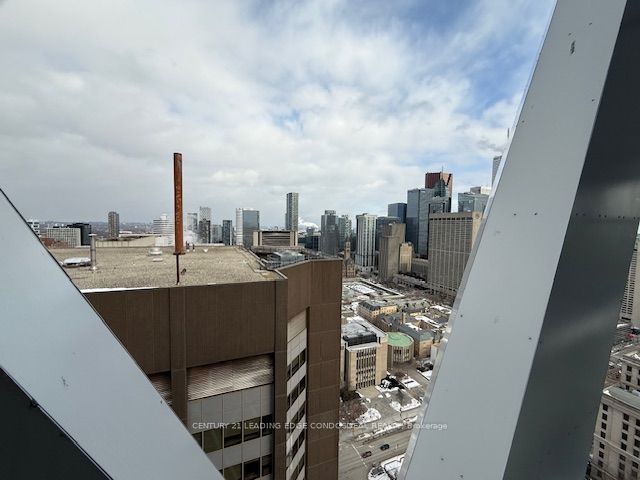 3412 - 230 Simcoe St