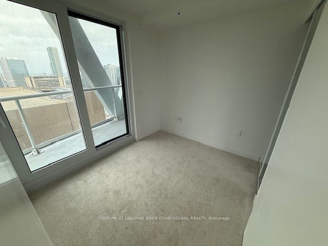 3412 - 230 Simcoe St
