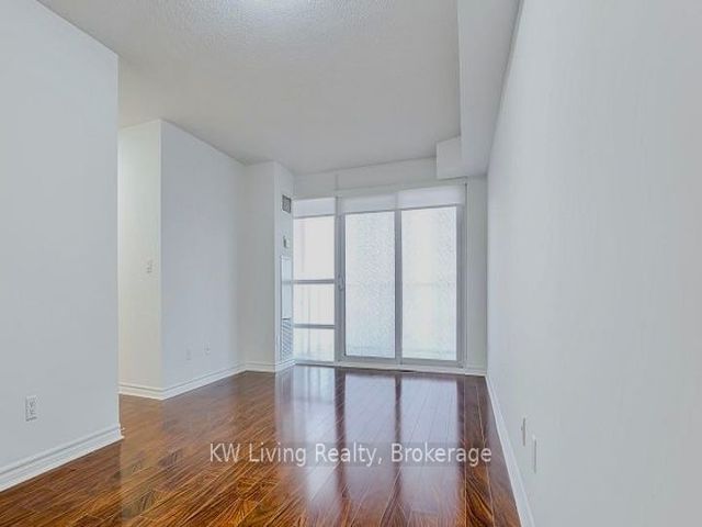 1713 - 761 Bay St