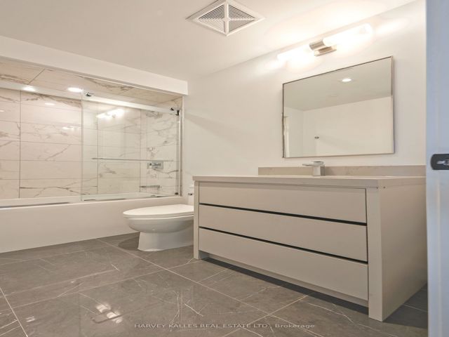 1008 - 215 Lonsdale Rd