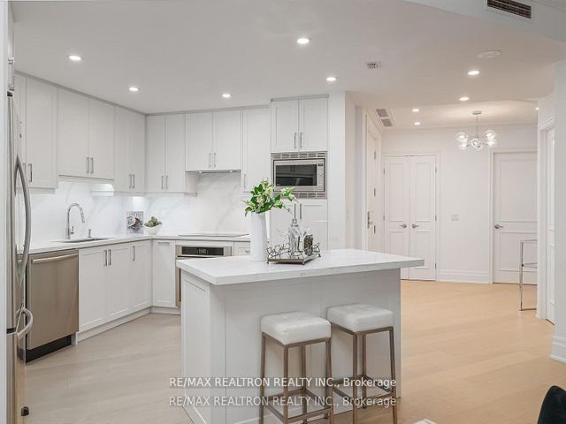 103 - 342 Spadina Rd
