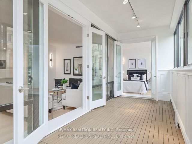 103 - 342 Spadina Rd