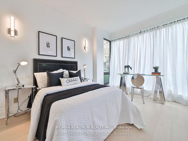 103 - 342 Spadina Rd