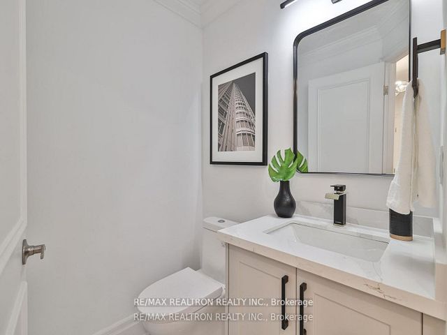 103 - 342 Spadina Rd